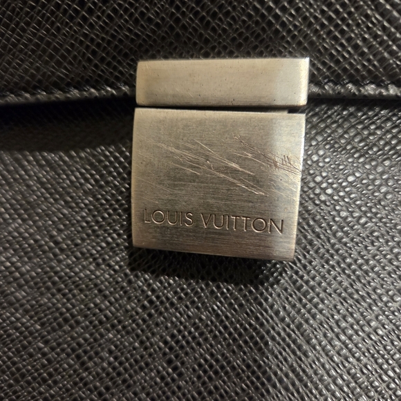 Louis Vuitton Taiga Serviette Tobol Briefcase Black Leather - Picture 3 of 16